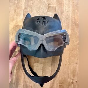 2017 DC Comics Batman voice changing mask light up Mattel talking